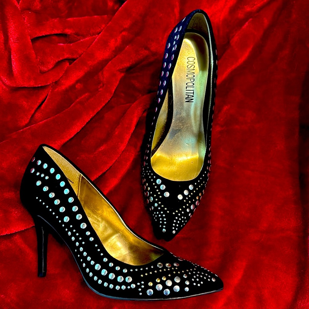 Black suede studded pumps